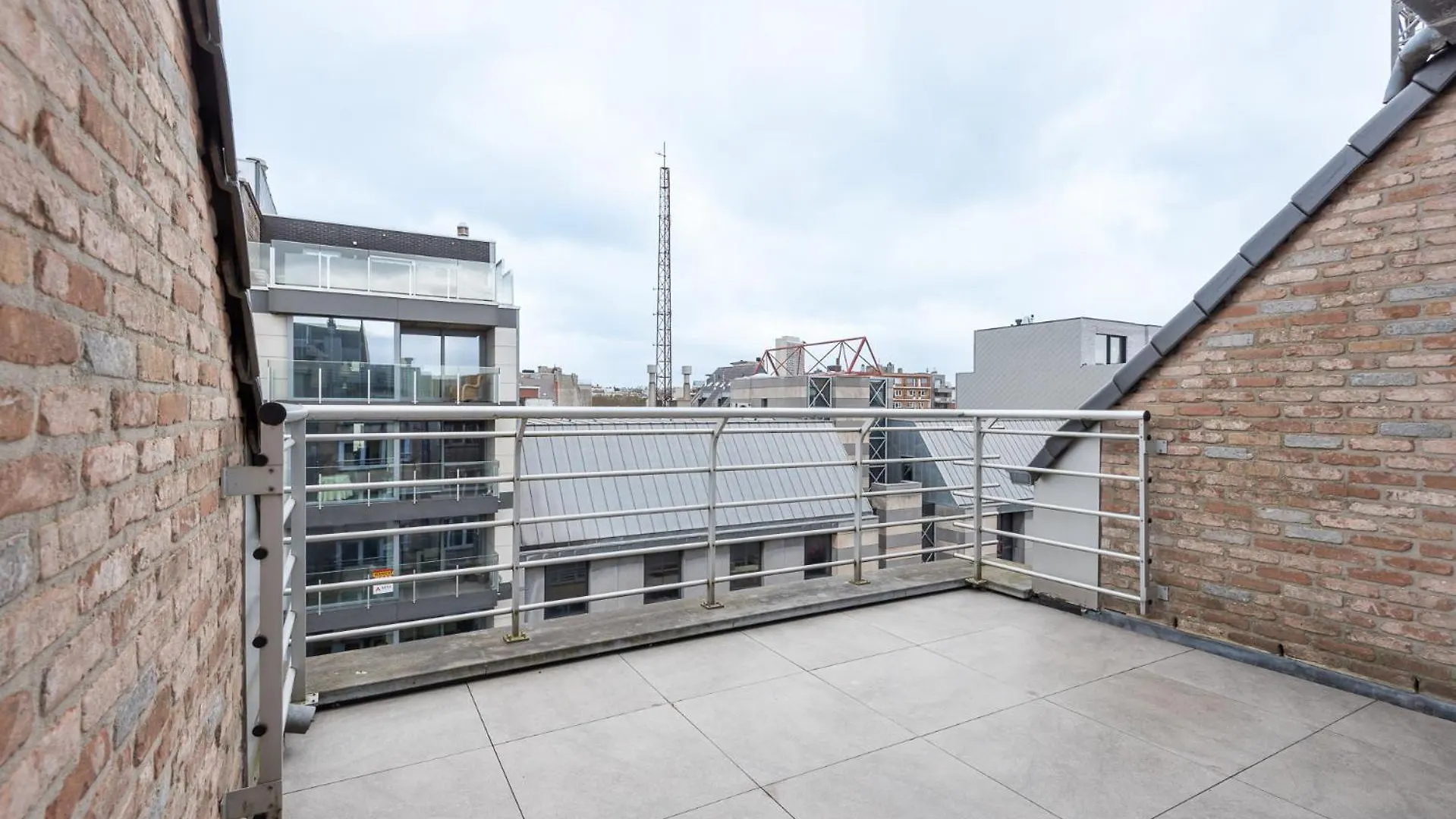 Apartment Spacious Penthouse For 8 People In The City Centre Ostend