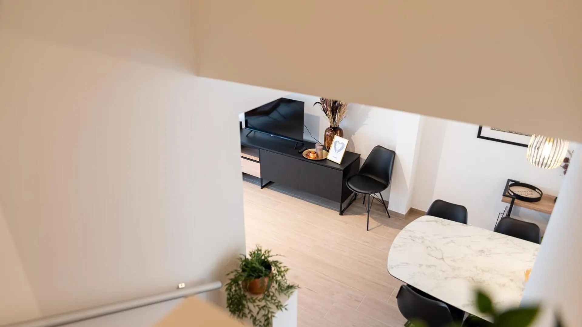 Spacious Penthouse For 8 People In The City Centre Ostend Apartment