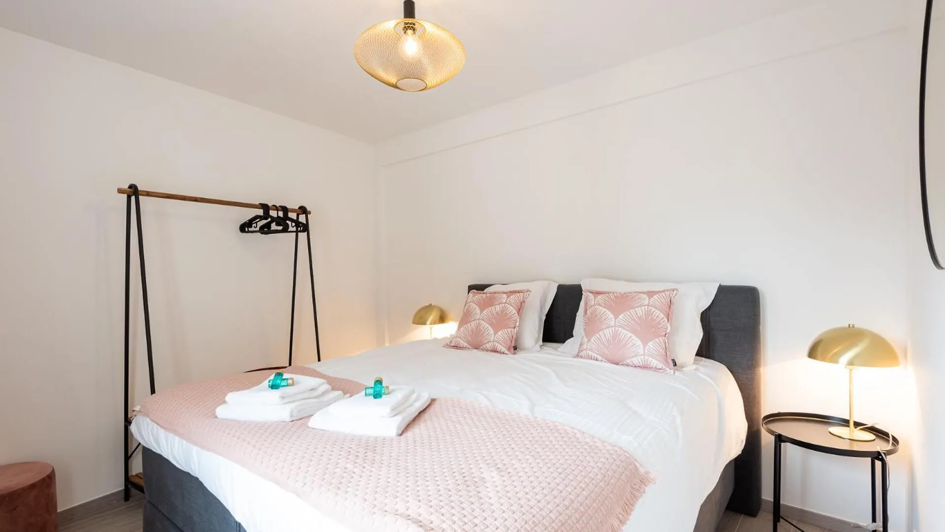 Apartment Spacious Penthouse For 8 People In The City Centre Ostend Belgium