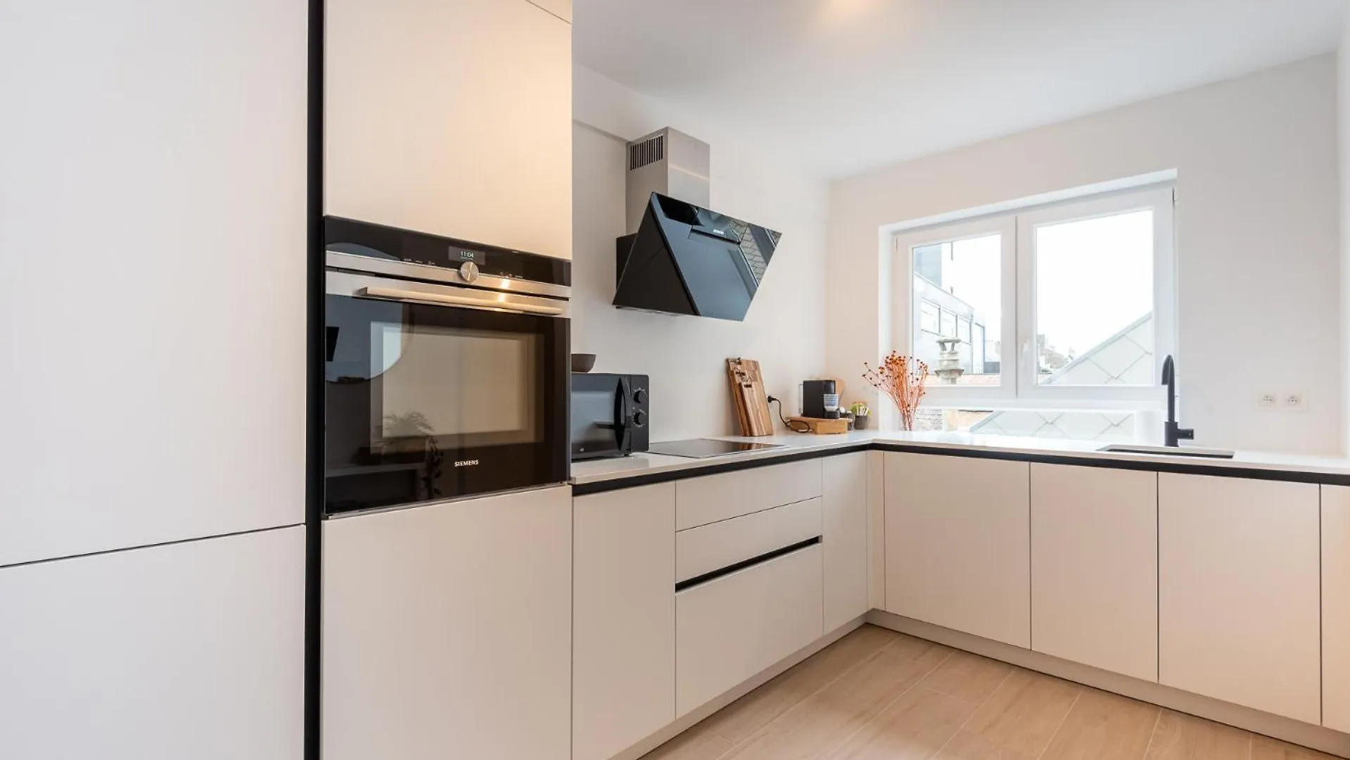 Spacious Penthouse For 8 People In The City Centre Ostend